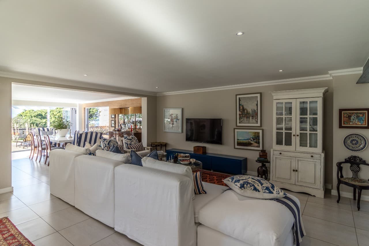 3 Bedroom Apartment / flat to rent in Umhlanga Central - View 2