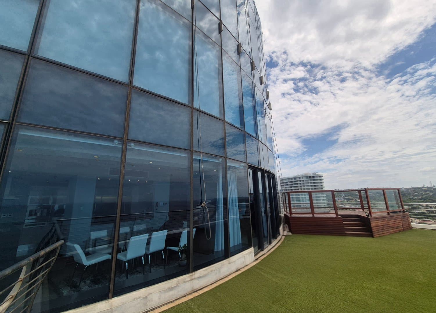 3 Bedroom Apartment / flat to rent in Umhlanga Central - View 2