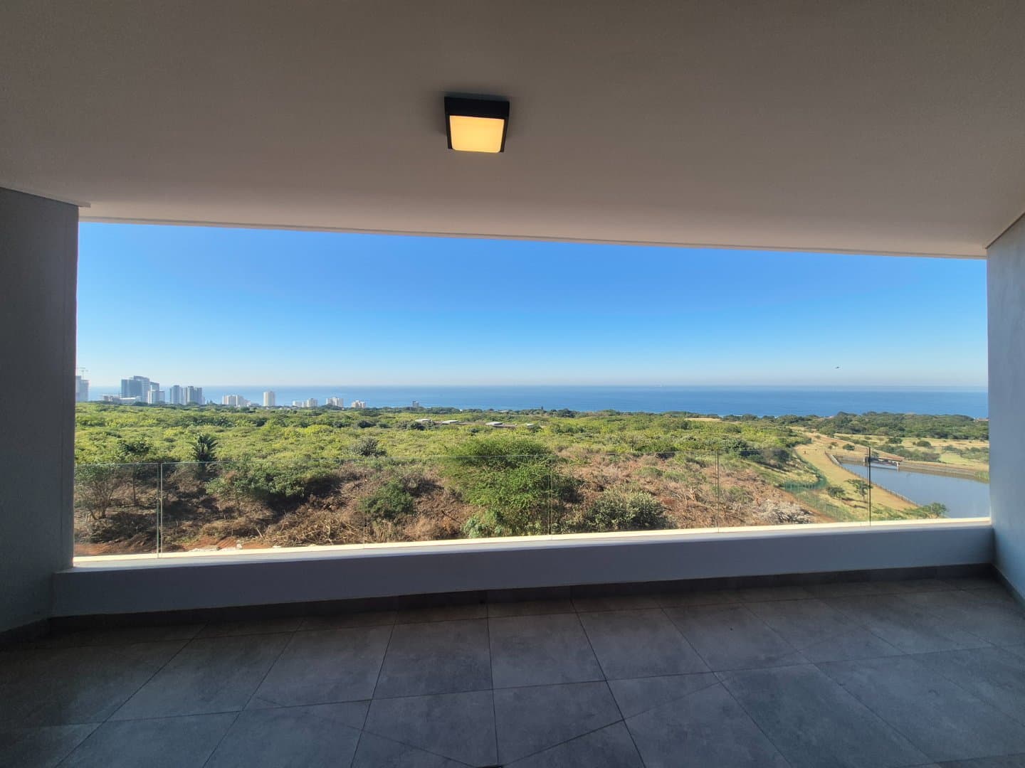 2 Bedroom Apartment / flat to rent in Umhlanga Ridgeside - View 4