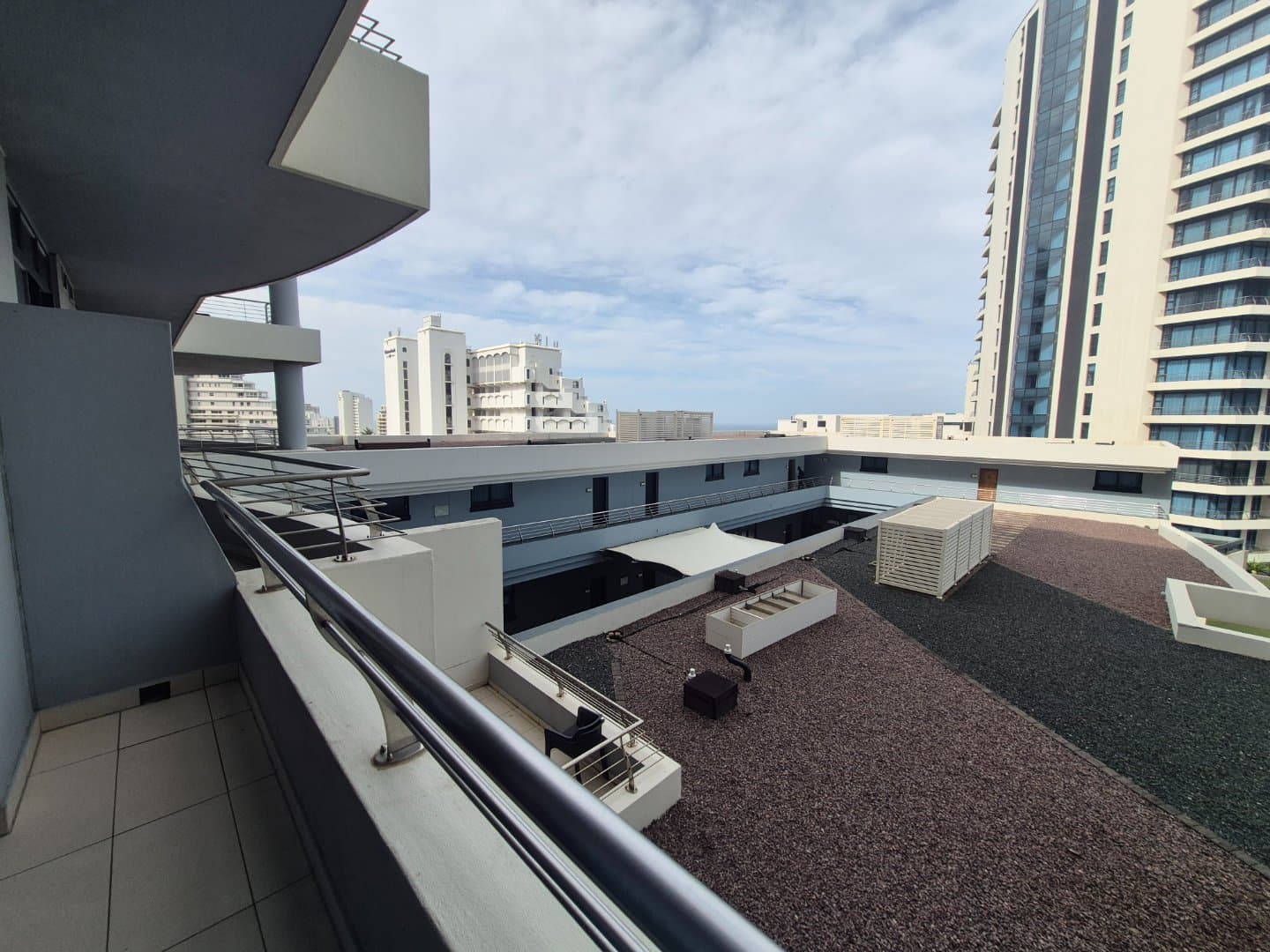 0.5 Bedroom Apartment / flat to rent in Umhlanga Central - View 3